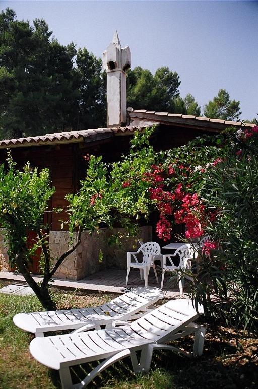 Tenuta Molino Di Mare- Ecoresort Con Villini Rodi Garganico Exterior photo